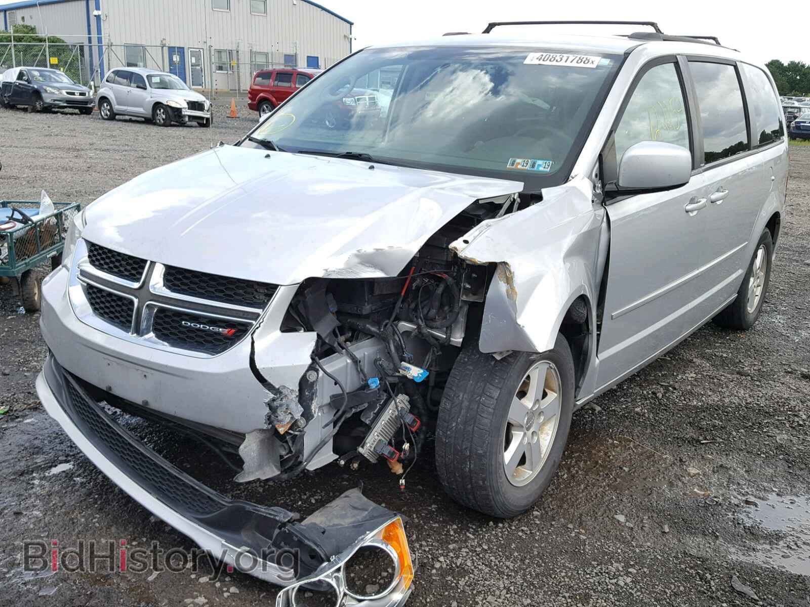 2012 DODGE CARAVAN - VIN: 2C4RDGCG3CR329511 - Фото 2