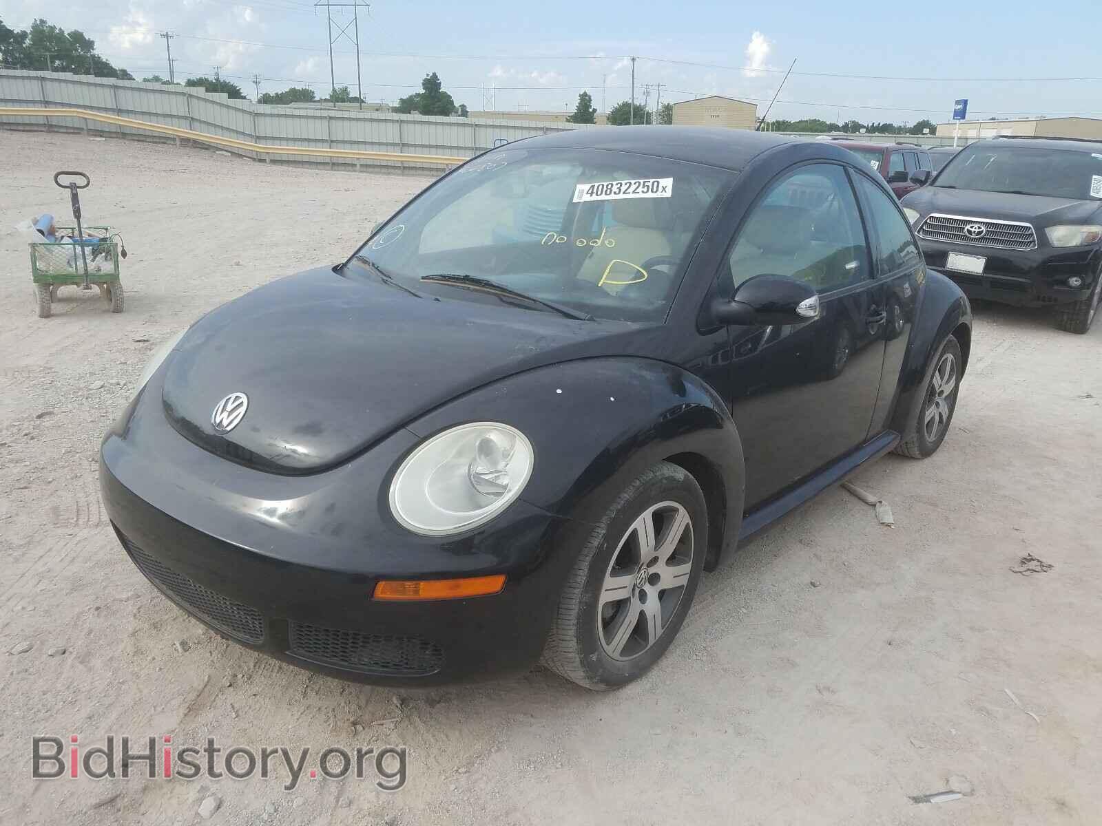 2006 VOLKSWAGEN BEETLE - VIN: 3VWPW31C06M406807 - Фото 2