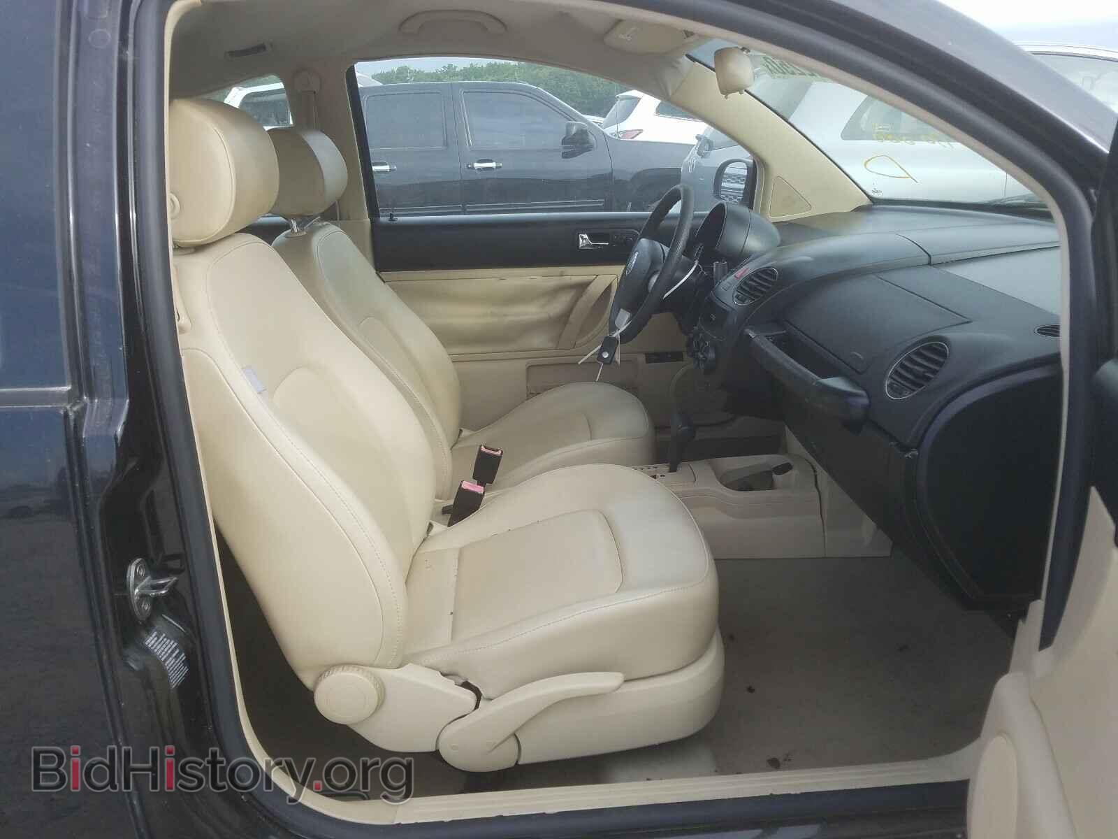 2006 VOLKSWAGEN BEETLE - VIN: 3VWPW31C06M406807 - Фото 5