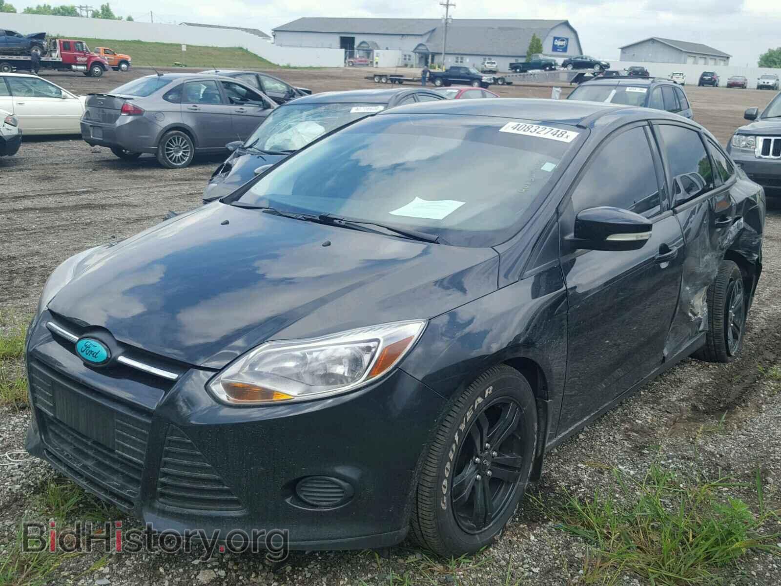 2013 FORD FOCUS - VIN: 1FADP3F22DL365619 - Фото 2