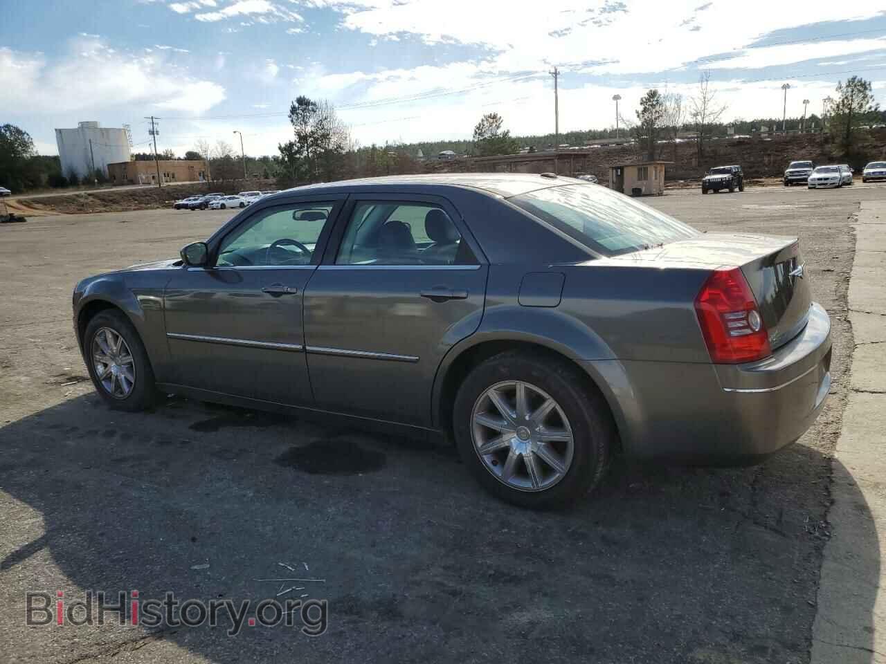 2009 CHRYSLER 300 - VIN: 2C3LA53V19H578040 - Фото 2