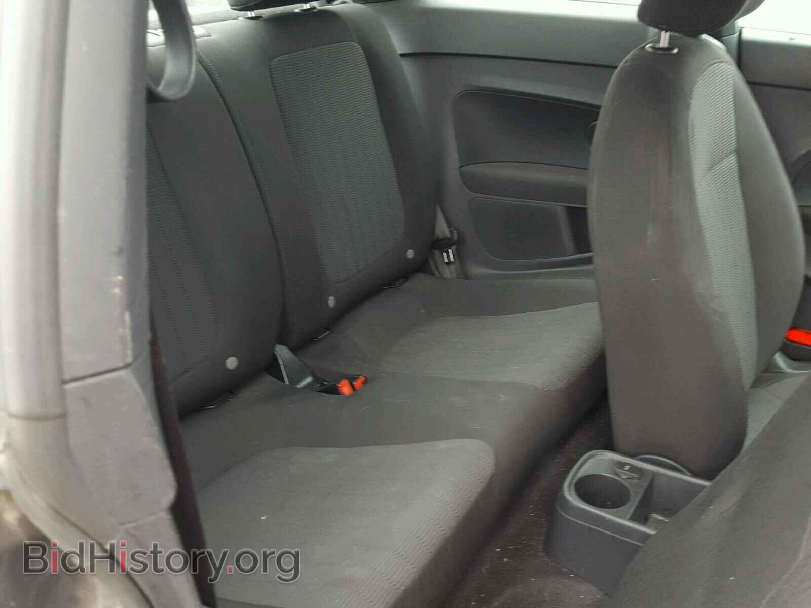 2012 VOLKSWAGEN BEETLE - VIN: 3VWFP7AT6CM623015 - Фото 6