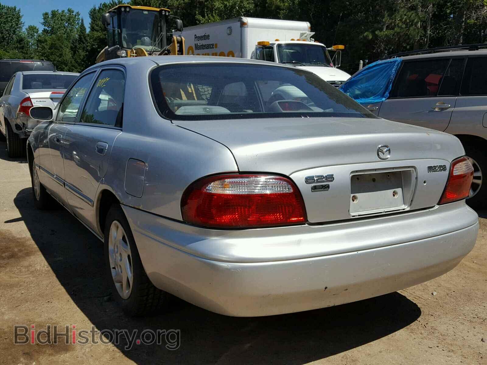 2000 MAZDA 626 - VIN: 1YVGF22C3Y5106094 - Фото 3