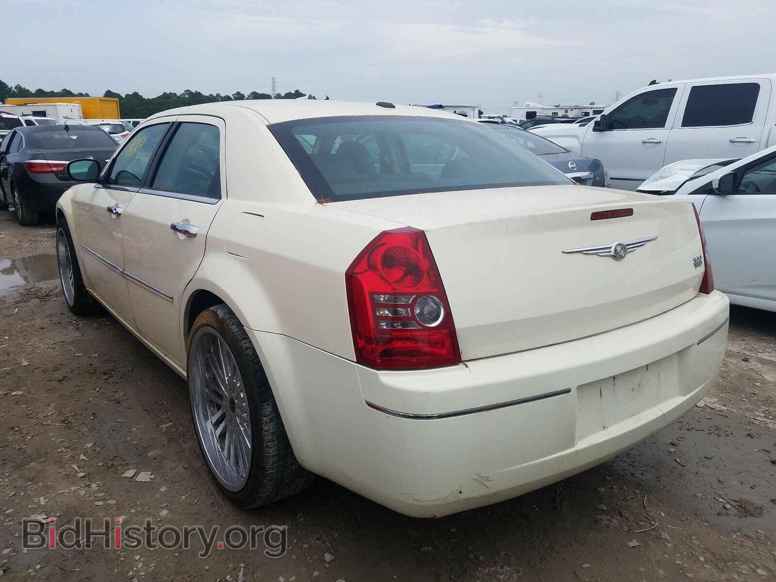 2010 CHRYSLER 300 - VIN: 2C3CA5CV6AH206486 - Фото 3