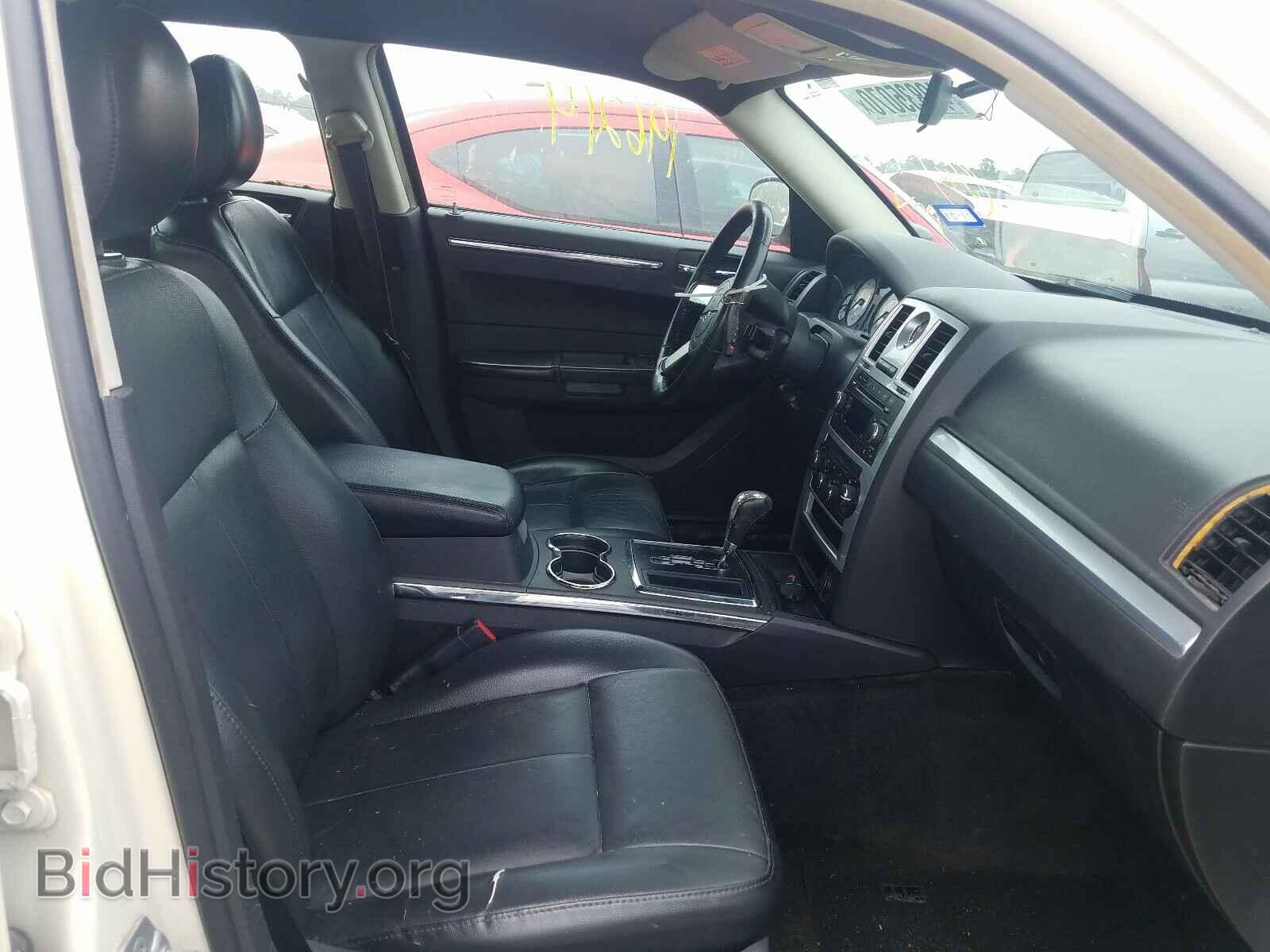 2010 CHRYSLER 300 - VIN: 2C3CA5CV6AH206486 - Фото 5