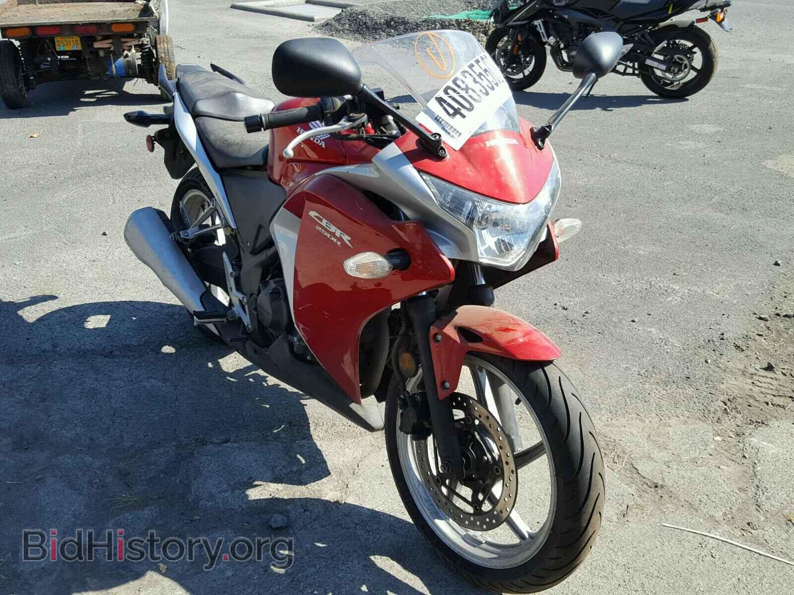 Фотография MLHMC4103C5205086 - HONDA CBR CYCLE 2012