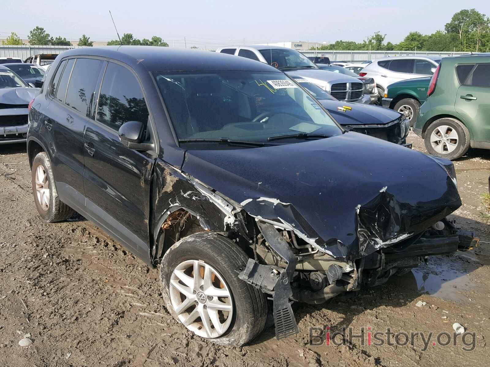 Photo WVGAV7AX7BW530732 - VOLKSWAGEN TIGUAN S 2011