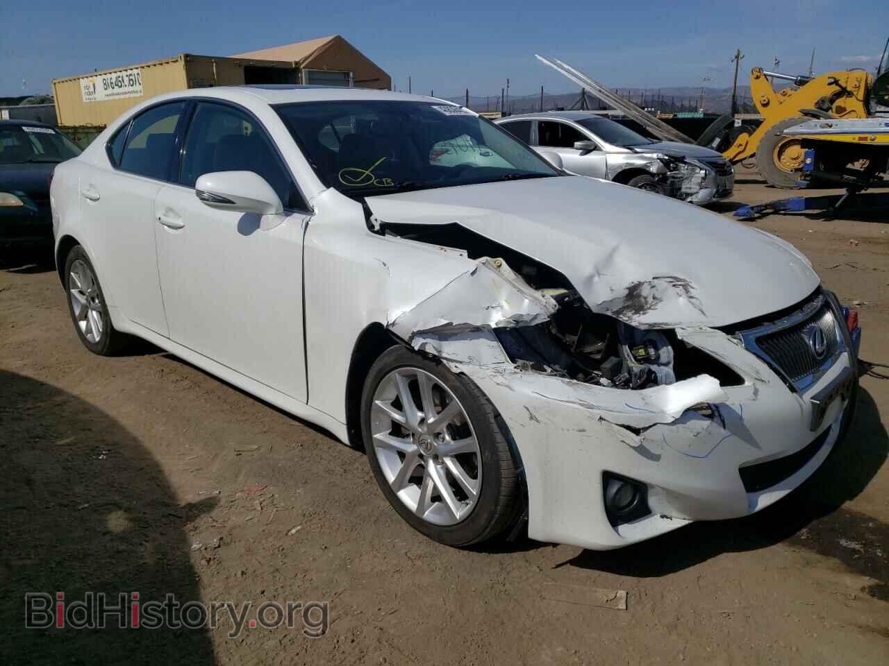 Photo JTHBF5C25B5152491 - LEXUS IS 2011