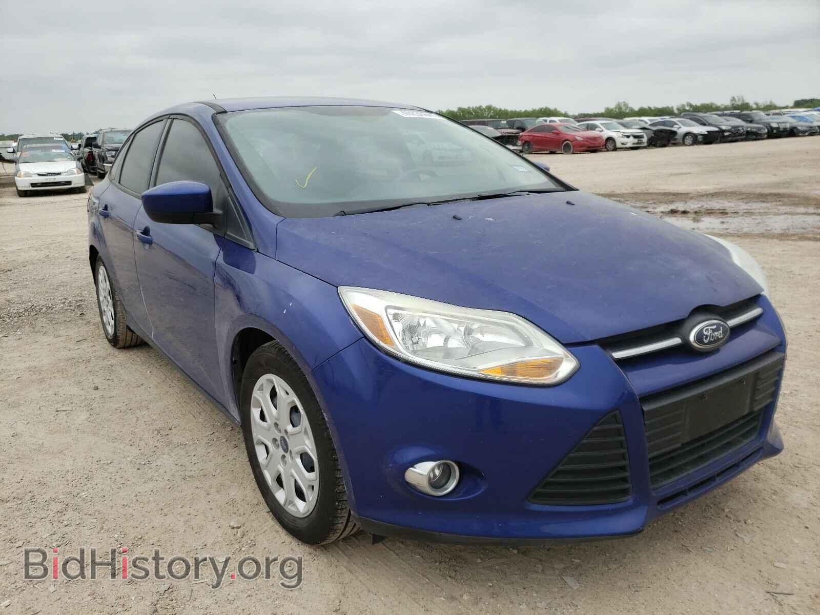 Photo 1FAHP3F25CL391700 - FORD FOCUS 2012