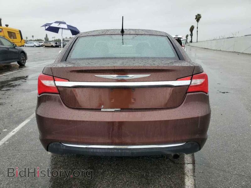 2013 Chrysler 200 (VIN 1C3CCBAB4DN735822) — photo 6 of 12