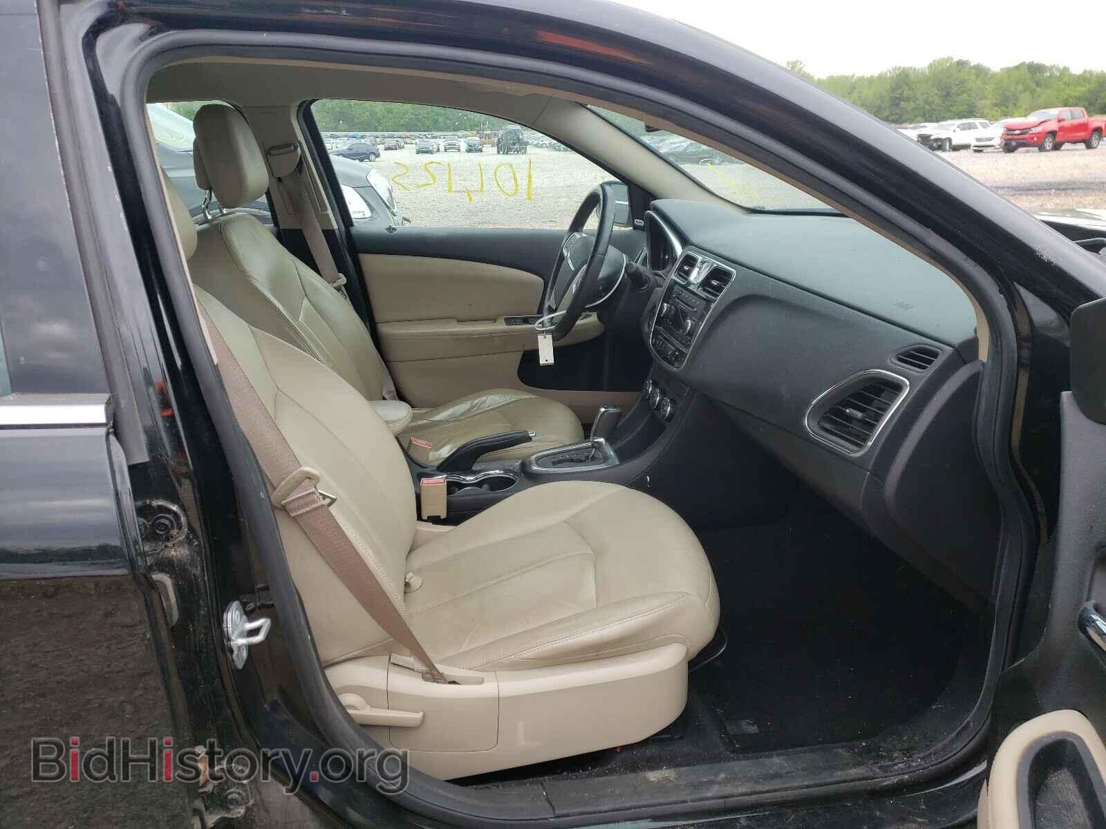 2013 CHRYSLER 200 - VIN: 1C3CCBCG0DN524898 - Фото 5