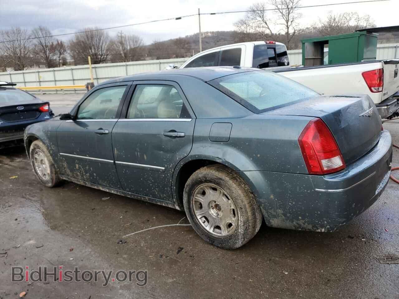 2006 CHRYSLER 300 - VIN: 2C3KA53G76H329377 - Фото 2