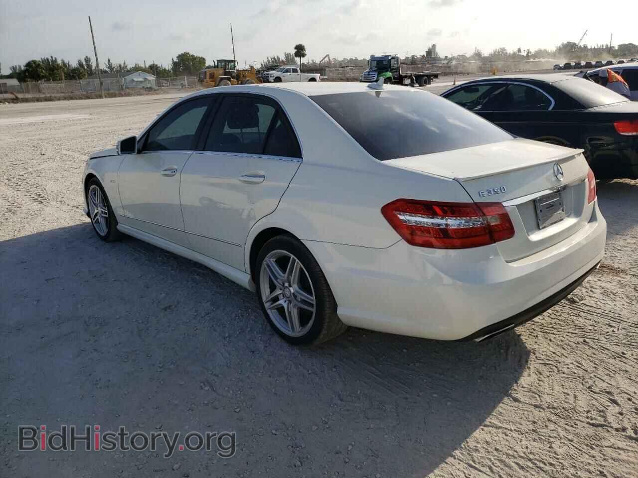 2012 MERCEDES-BENZ E-CLASS - VIN: WDDHF5KB2CA607793 - Фото 3