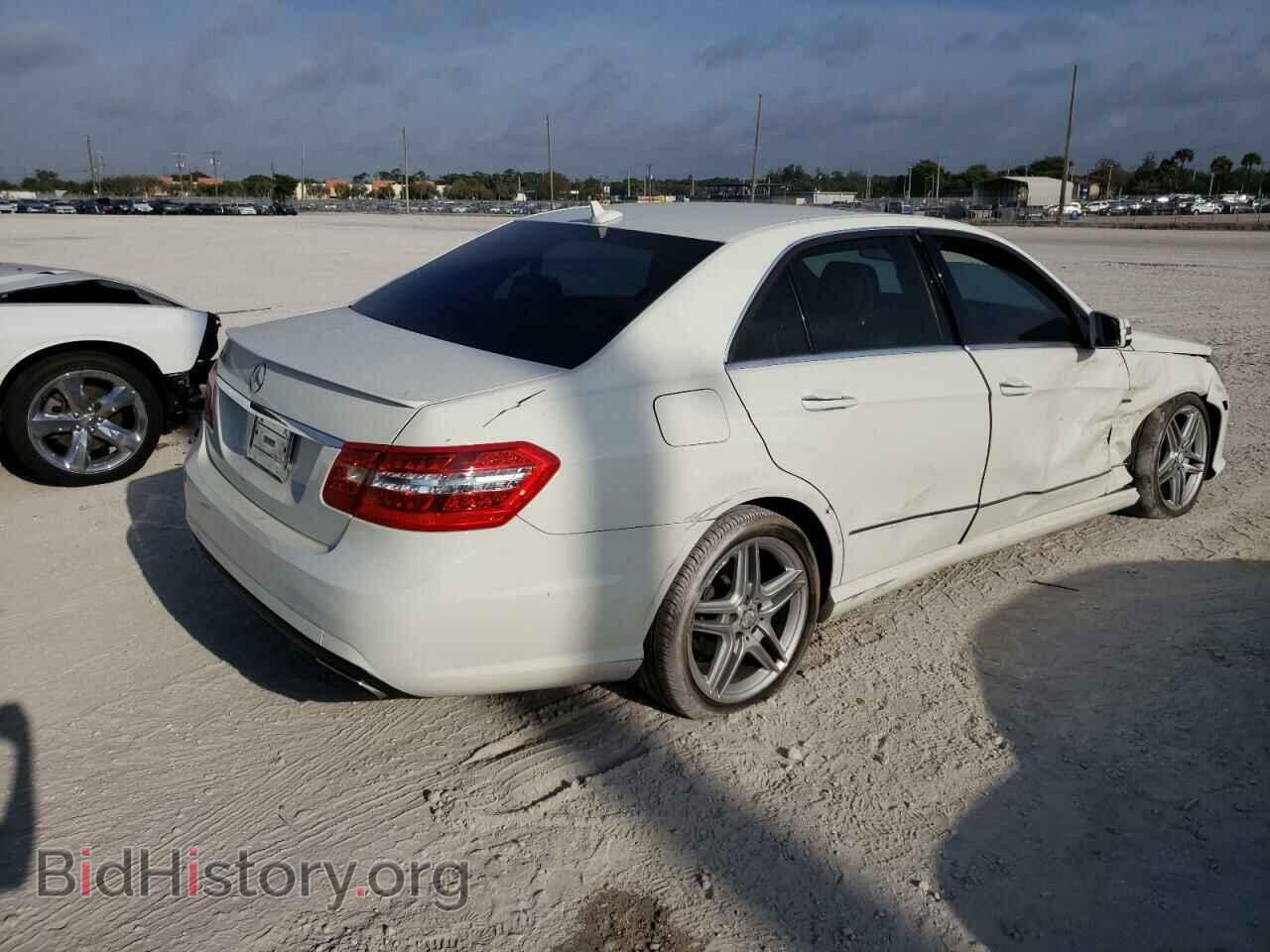 2012 MERCEDES-BENZ E-CLASS - VIN: WDDHF5KB2CA607793 - Фото 4