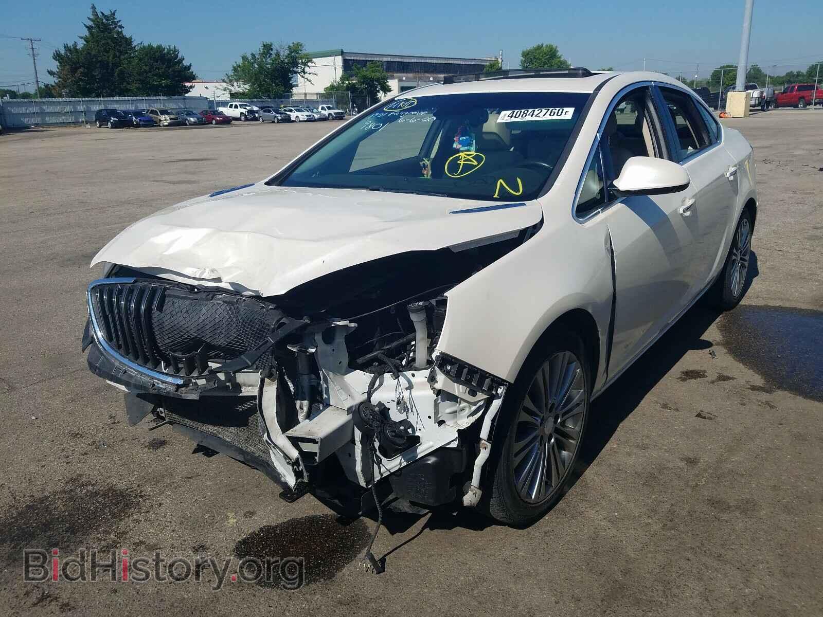 2012 BUICK VERANO - VIN: 1G4PS5SK9C4156857 - Фото 2