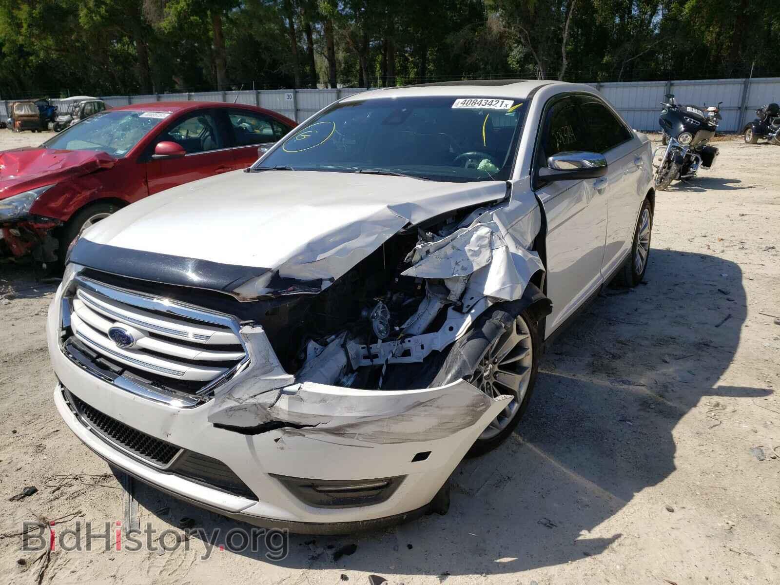2013 FORD TAURUS - VIN: 1FAHP2F83DG102693 - Фото 2
