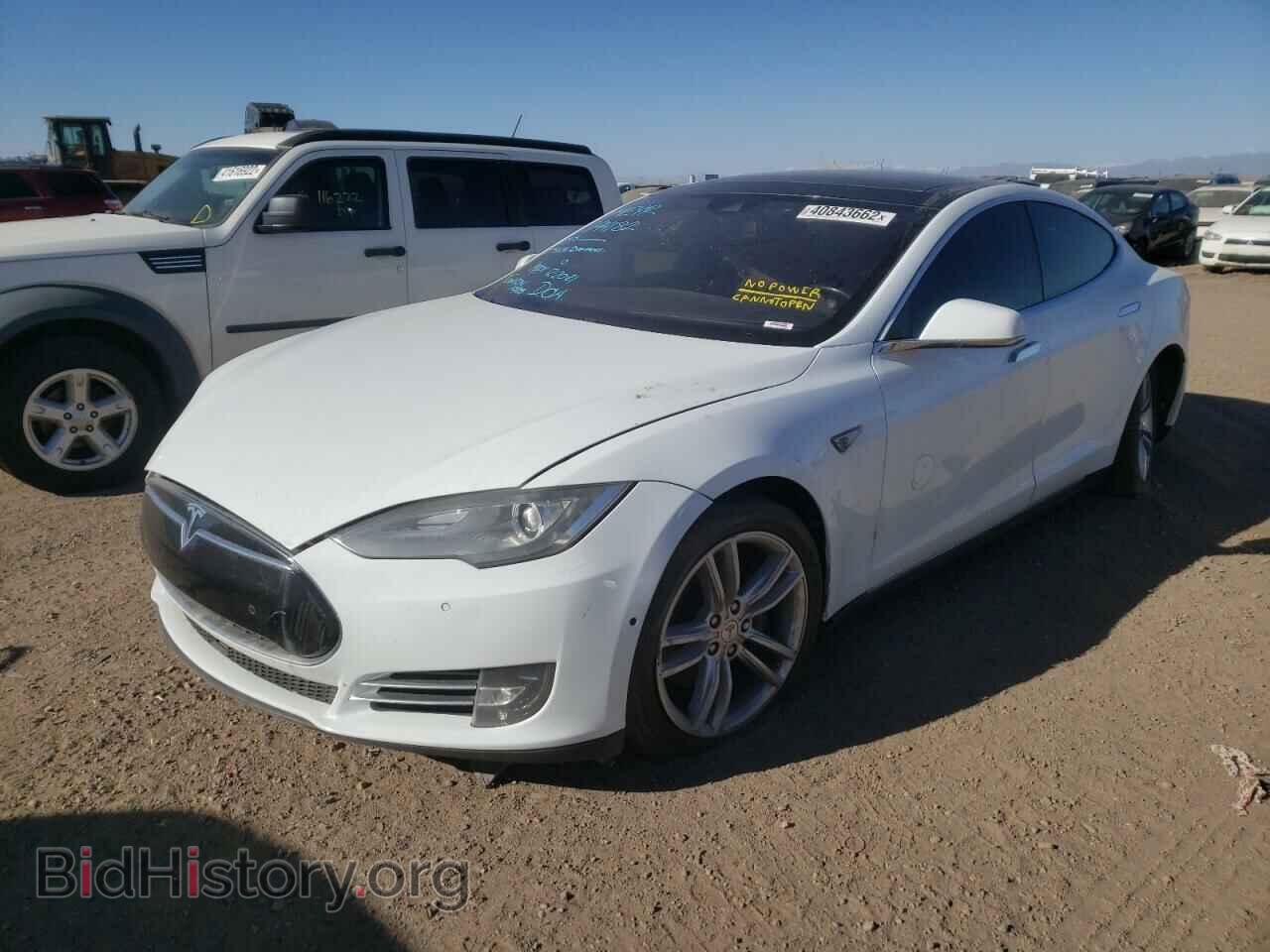 2015 TESLA MODEL S - VIN: 5YJSA1S2XFF094182 - Фото 2