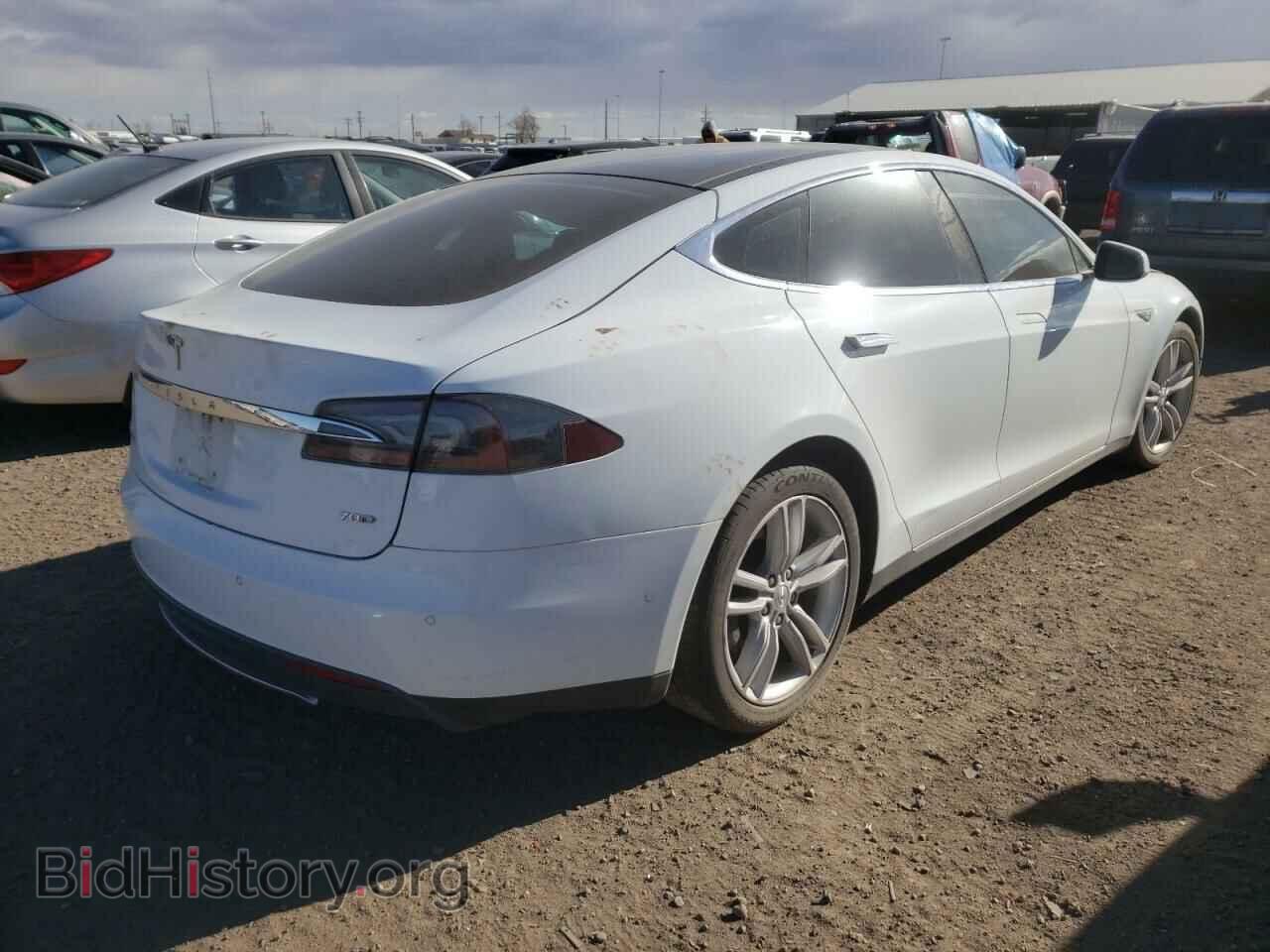 2015 TESLA MODEL S - VIN: 5YJSA1S2XFF094182 - Фото 4
