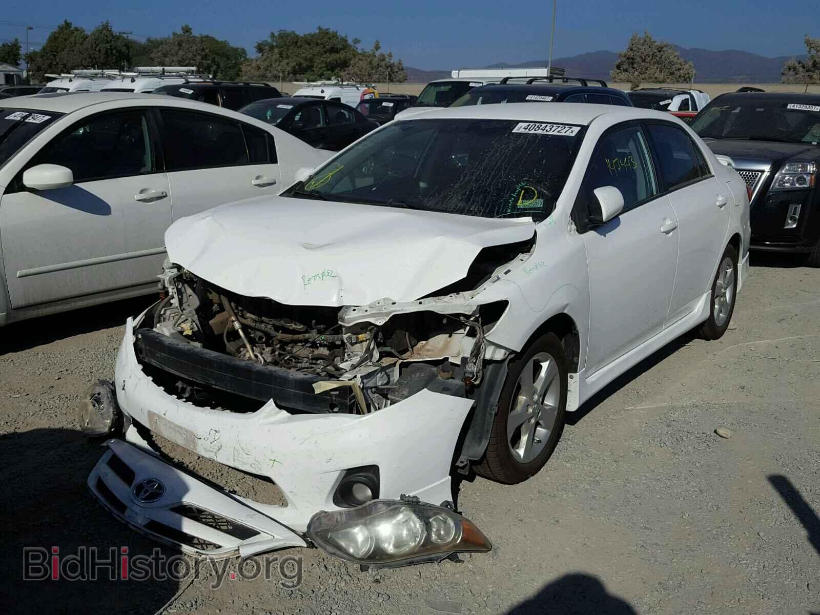 2011 TOYOTA COROLLA - VIN: 2T1BU4EE4BC557799 - Фото 2