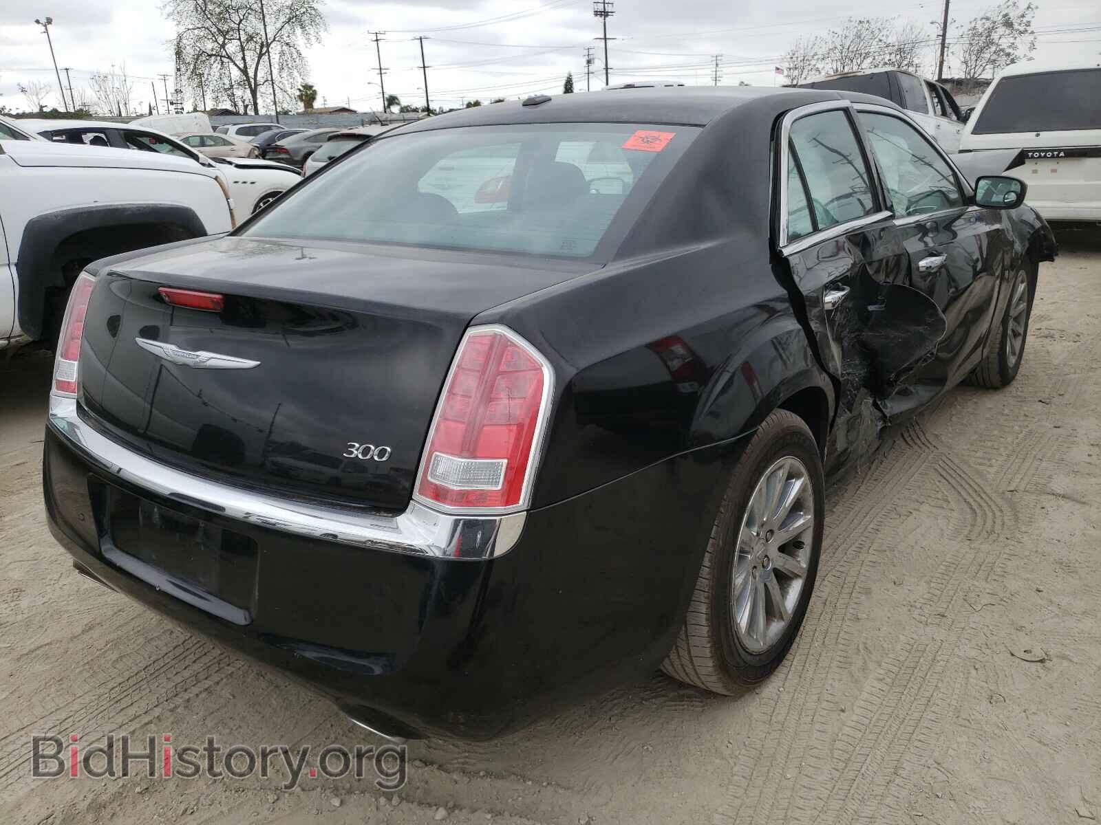 2012 CHRYSLER 300 - VIN: 2C3CCACG0CH234422 - Photo 4