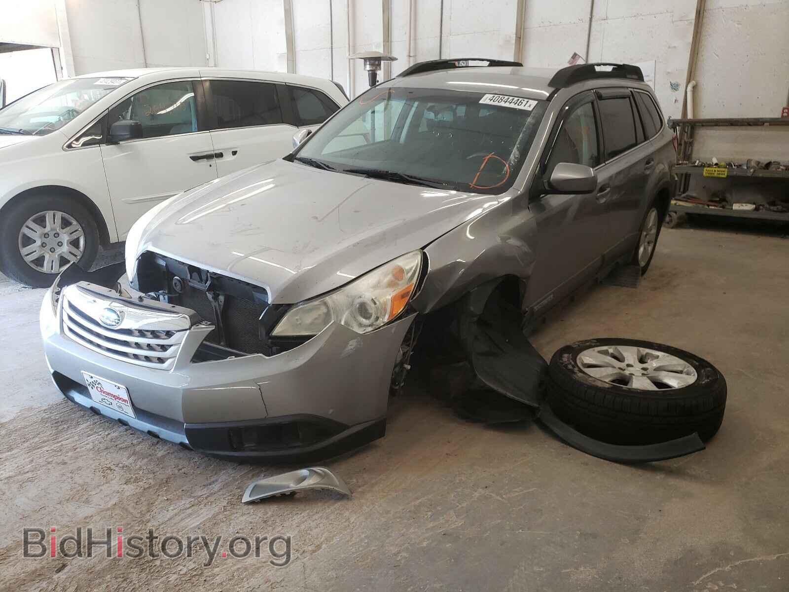 2011 SUBARU OUTBACK - VIN: 4S4BRBCC6B3343960 - Photo 2