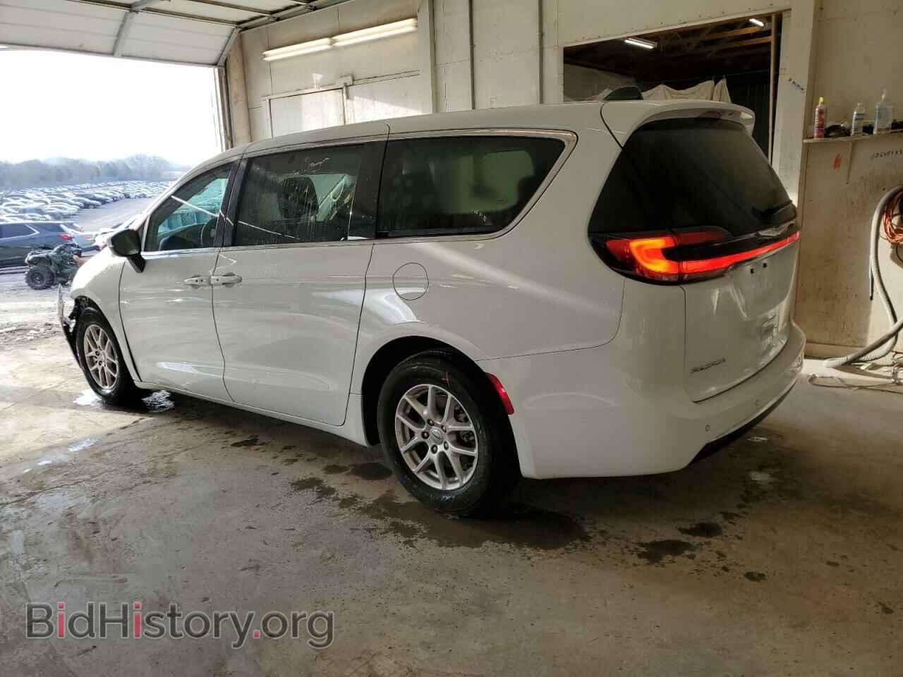 2023 CHRYSLER PACIFICA - VIN: 2C4RC1BG0PR580879 - Фото 2