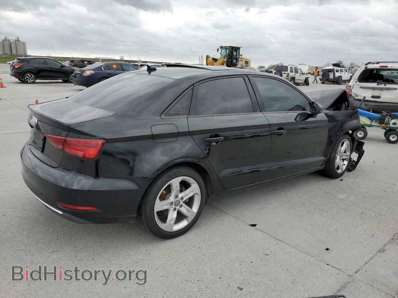2017 AUDI A3 - VIN: WAUAUGFF9H1029562 - Фото 3