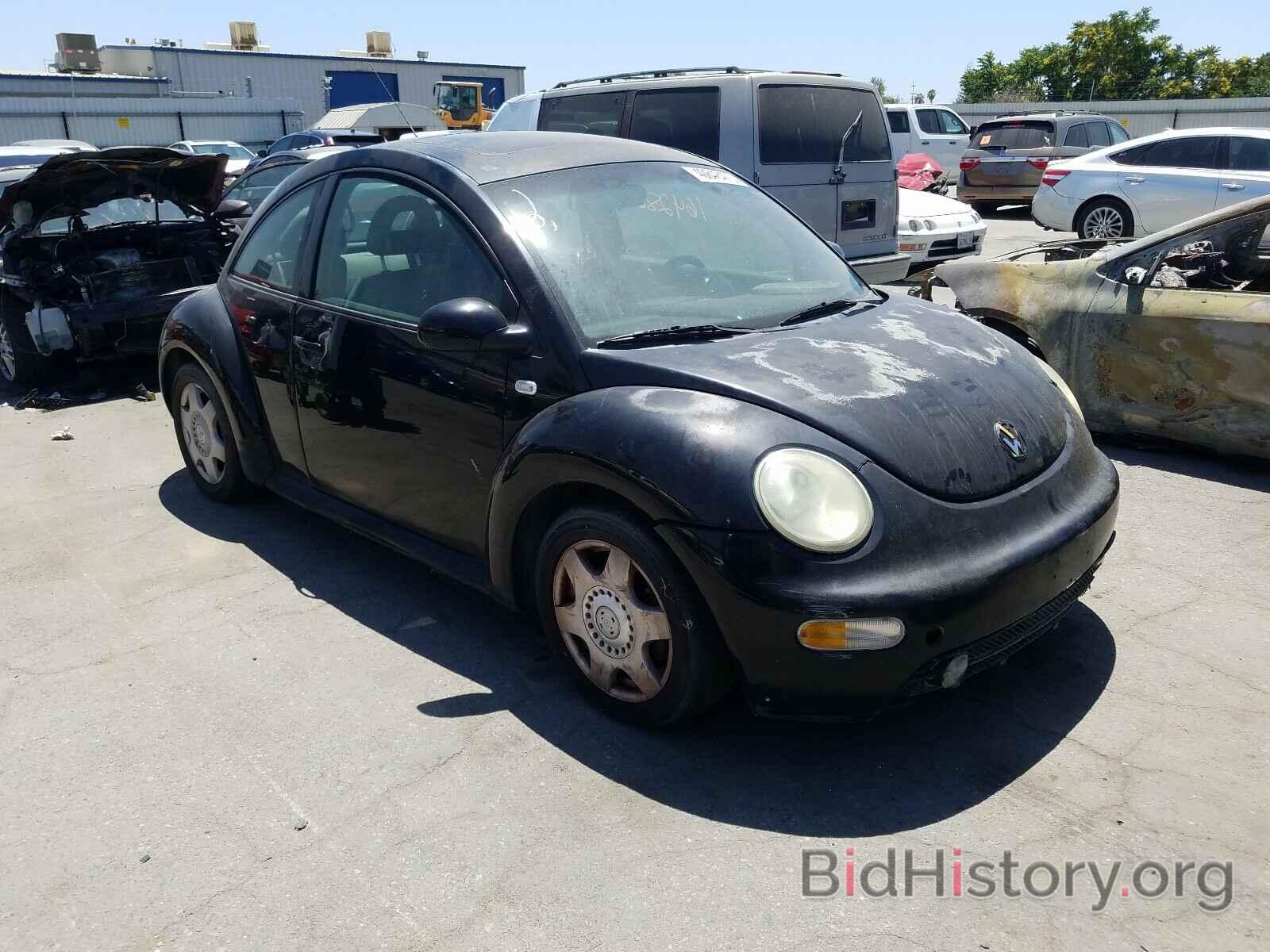 Photo 3VWCD21C41M409135 - VOLKSWAGEN BEETLE 2001