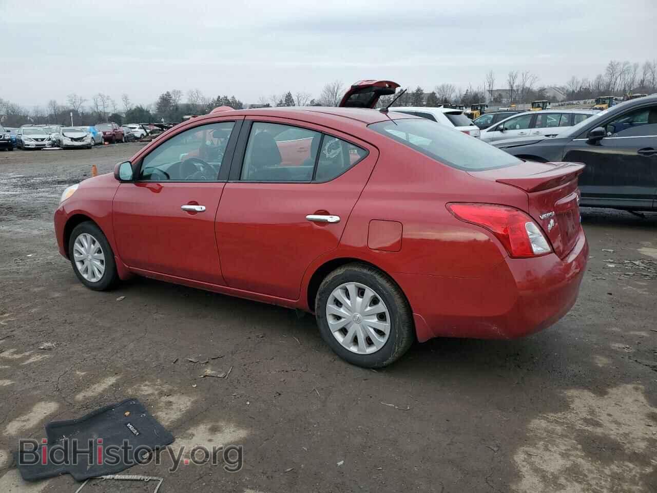 2013 NISSAN VERSA - VIN: 3N1CN7AP4DL845982 - Фото 2