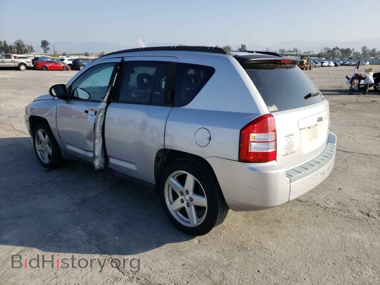 2007 JEEP COMPASS - VIN: 1J8FT57W67D132149 - Фото 3