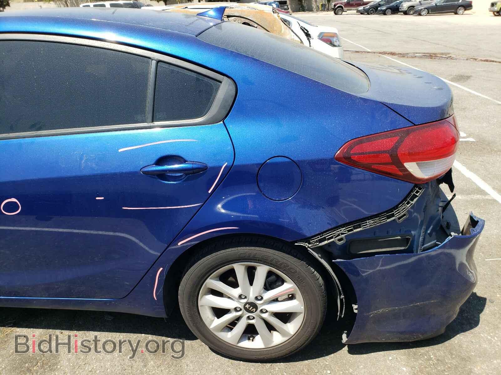 2017 KIA FORTE - VIN: 3KPFL4A79HE009352 - Фото 9