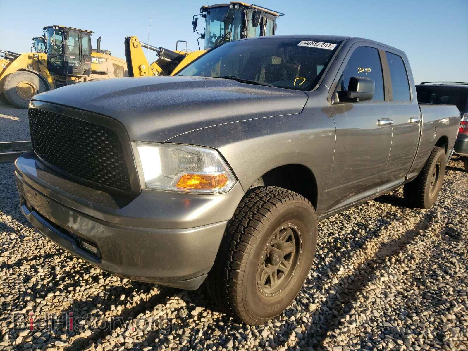 2011 DODGE RAM 1500 - VIN: 1D7RB1GP2BS519963 - Фото 2