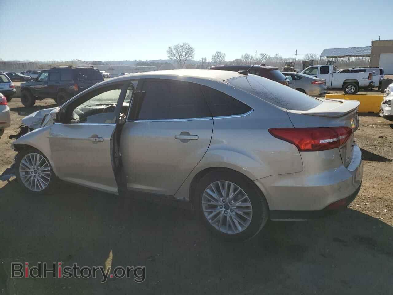 2017 FORD FOCUS - VIN: 1FADP3J2XHL237285 - Фото 2