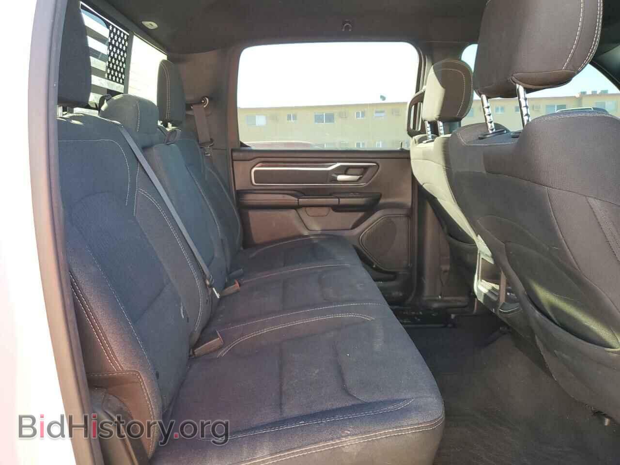 2019 RAM 1500 - VIN: 1C6SRFFT1KN747770 - Фото 10