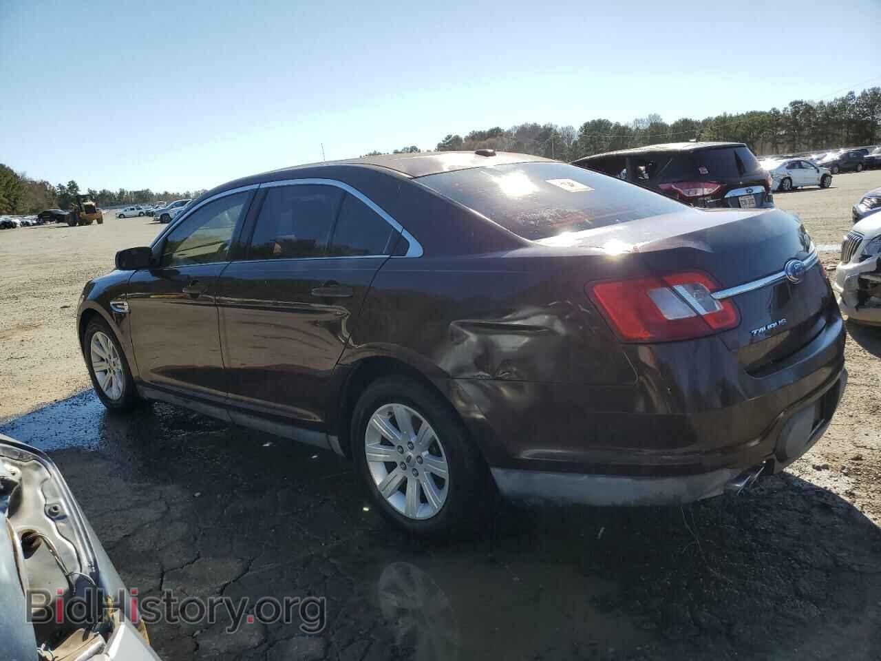 2010 FORD TAURUS - VIN: 1FAHP2DW1AG111003 - Фото 2