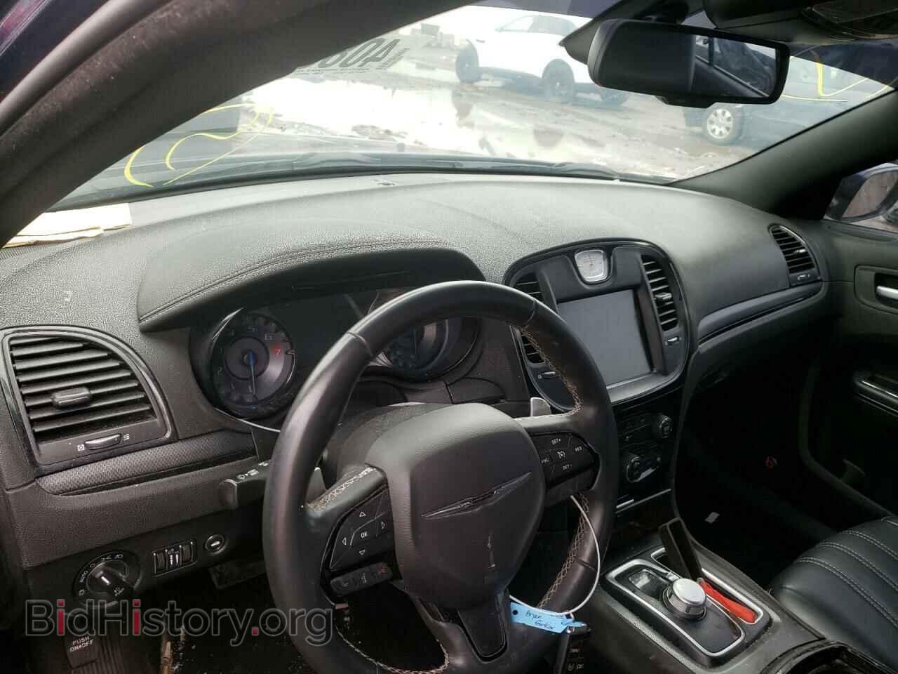 2015 CHRYSLER 300 - VIN: 2C3CCAGGXFH908963 - Фото 9