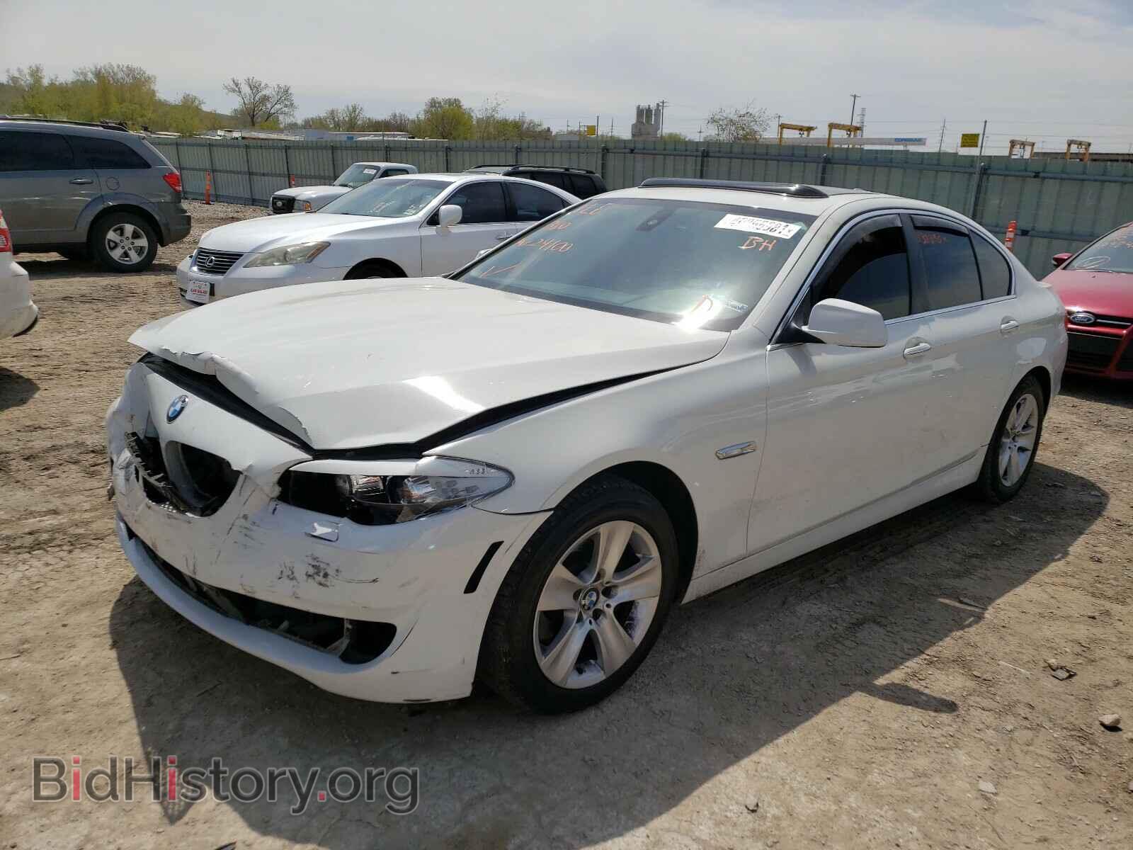 2012 BMW 5 SERIES - VIN: WBAXG5C59CDW24100 - Фото 2
