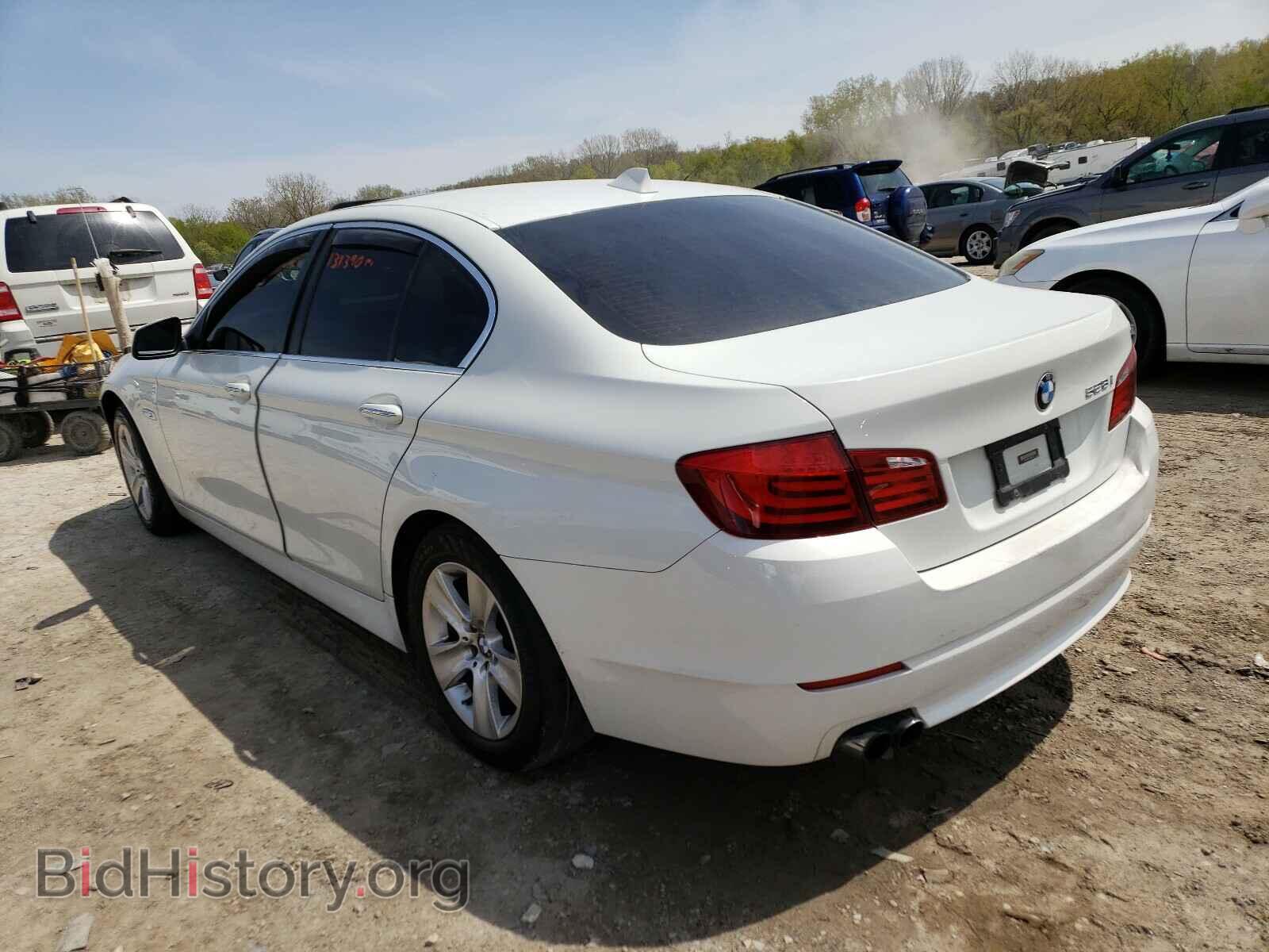 2012 BMW 5 SERIES - VIN: WBAXG5C59CDW24100 - Фото 3