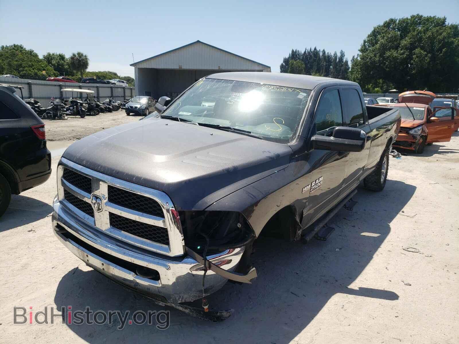 2018 RAM 2500 - VIN: 3C6UR5HJ0JG296224 - Фото 2