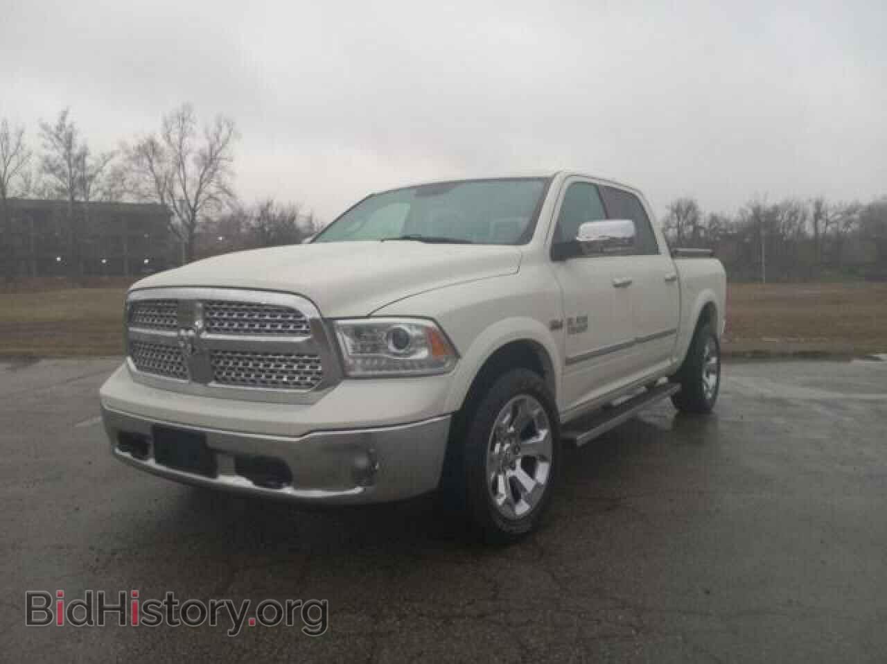 2017 RAM 1500 - VIN: 1C6RR7NTXHS573231 - Фото 2