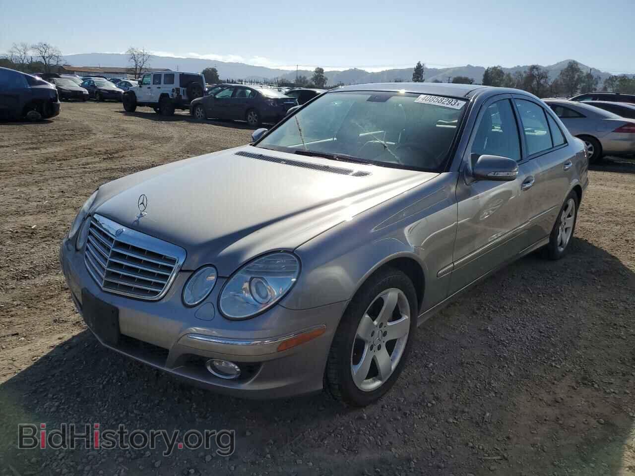 Photo WDBUF72X17B018670 - MERCEDES-BENZ E-CLASS 2007