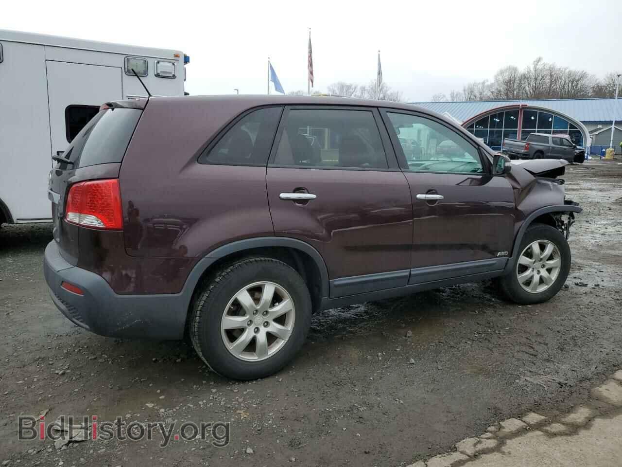 2011 KIA SORENTO - VIN: 5XYKTCA14BG171503 - Фото 3