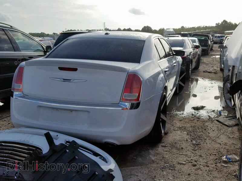 2012 Chrysler 300 (VIN 2C3CCACG6CH307986) — фото 4 из 10