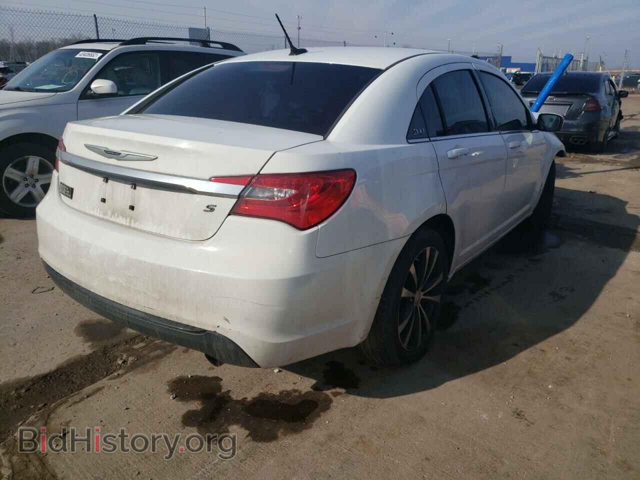 2013 CHRYSLER 200 - VIN: 1C3CCBCG9DN630007 - Фото 4