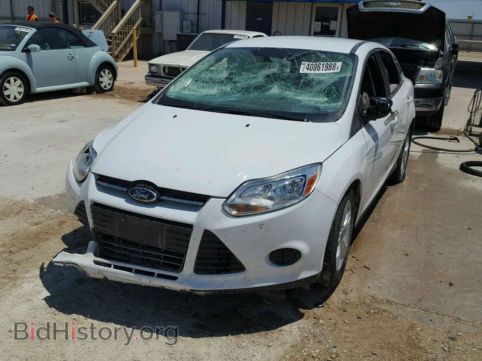 2013 FORD FOCUS - VIN: 1FADP3F26DL352064 - Photo 2