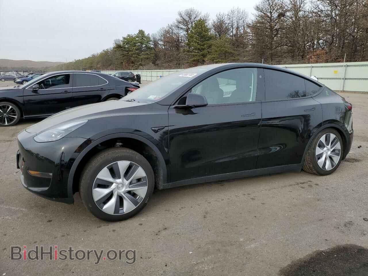 Фотография 7SAYGAEE9PF919843 - TESLA MODEL Y 2023