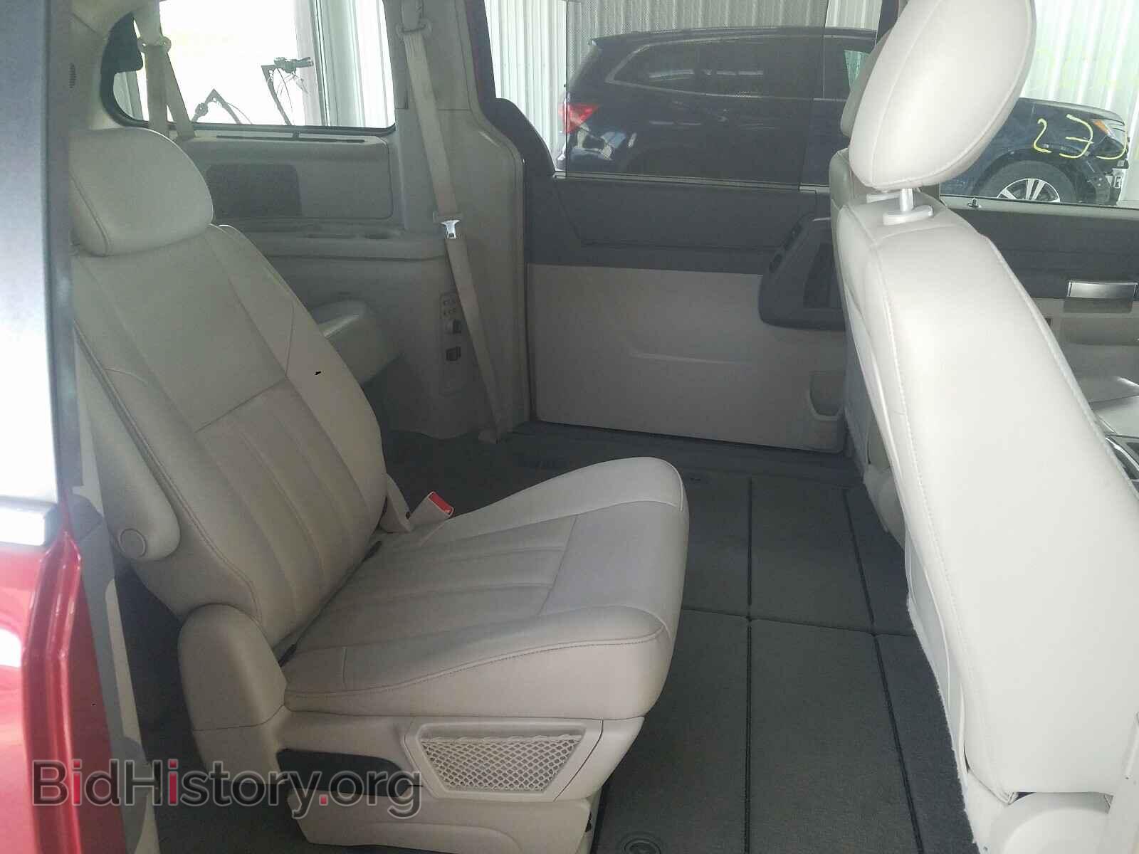 2008 CHRYSLER MINIVAN - VIN: 2A8HR54P08R737156 - Фото 6