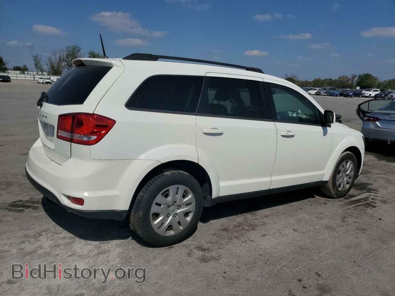 2019 DODGE JOURNEY - VIN: 3C4PDCBB2KT815891 - Фото 3