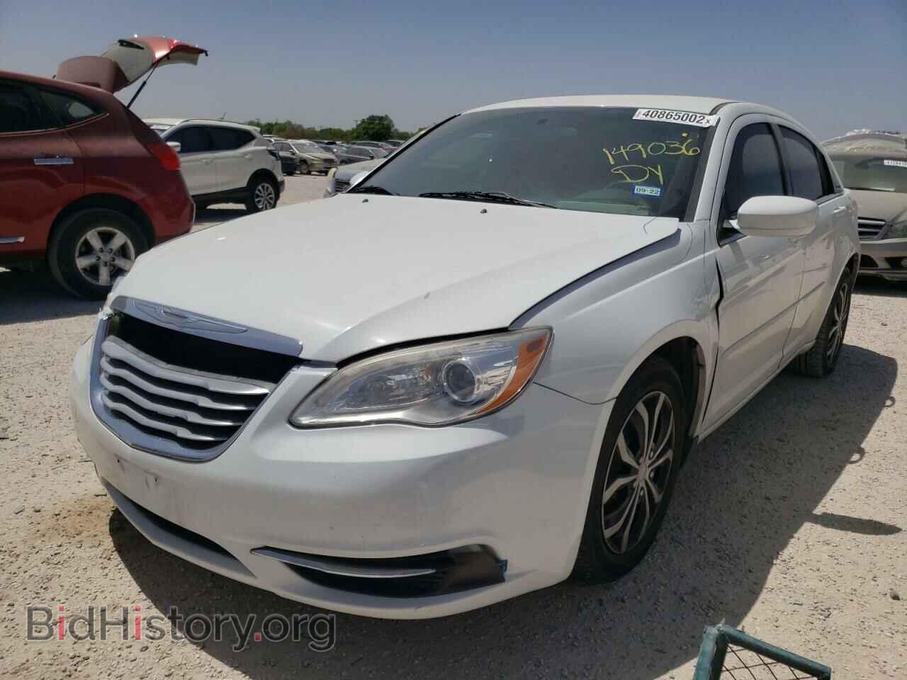 2012 CHRYSLER 200 - VIN: 1C3CCBAB4CN228904 - Фото 2