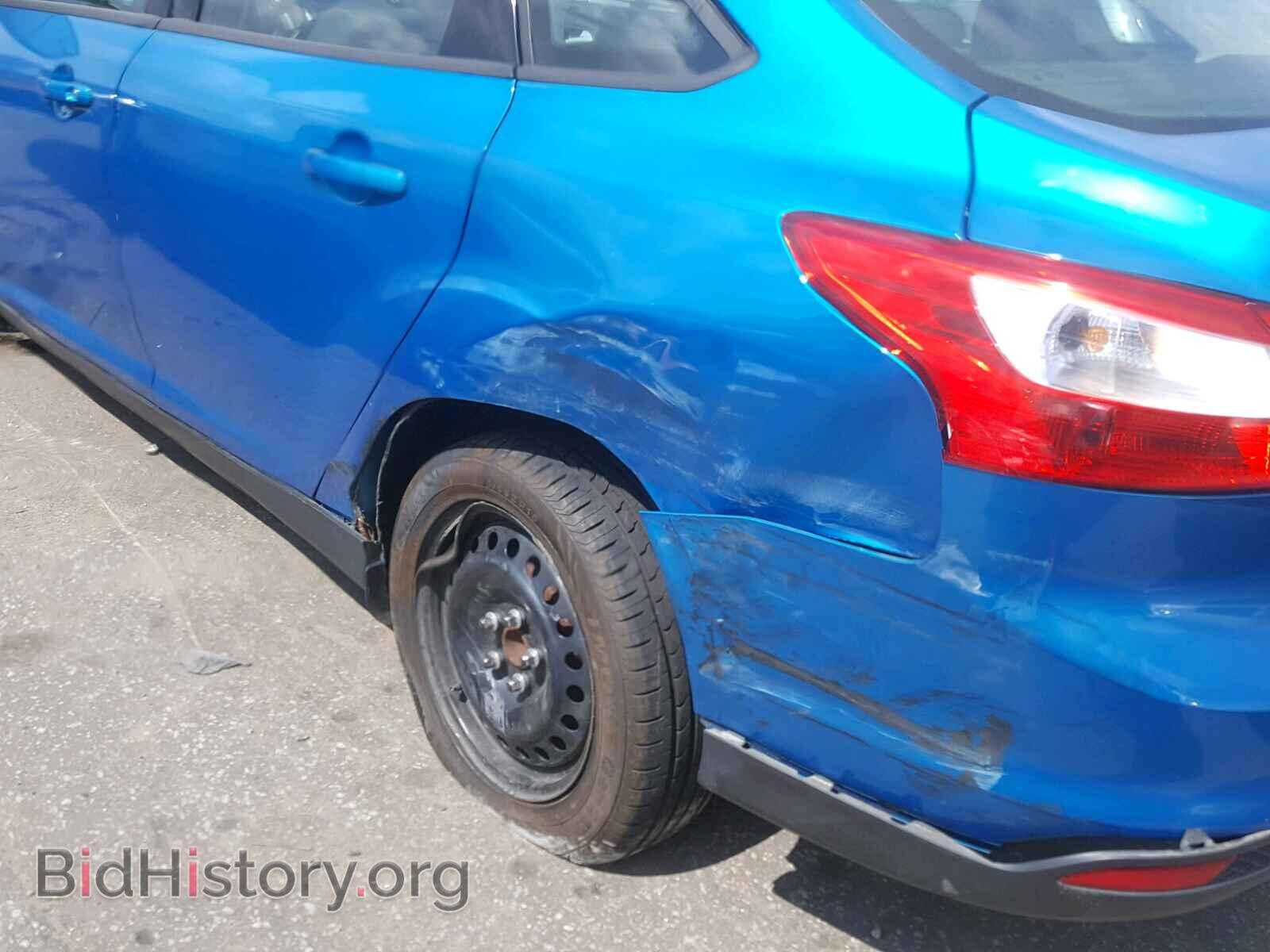 2012 Ford FOCUS (VIN 1FAHP3F21CL266029) — photo 9 of 10